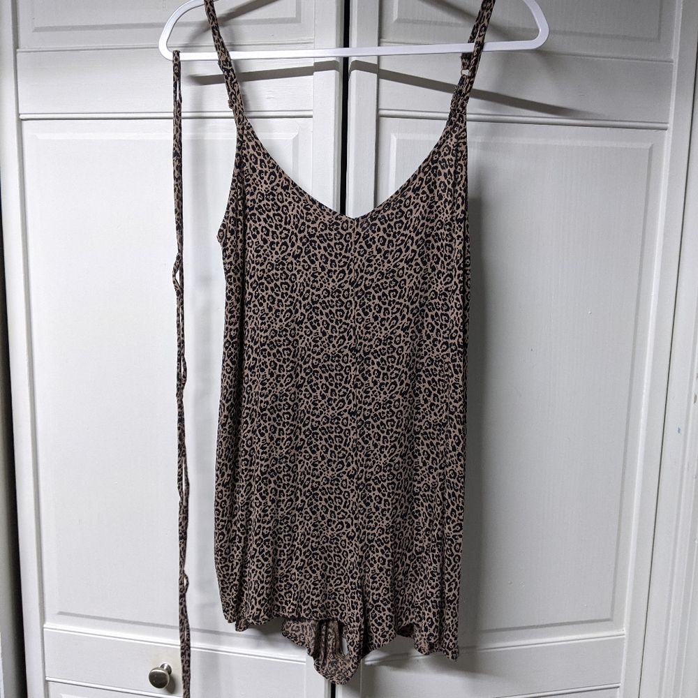 American Eagle leopard print romper